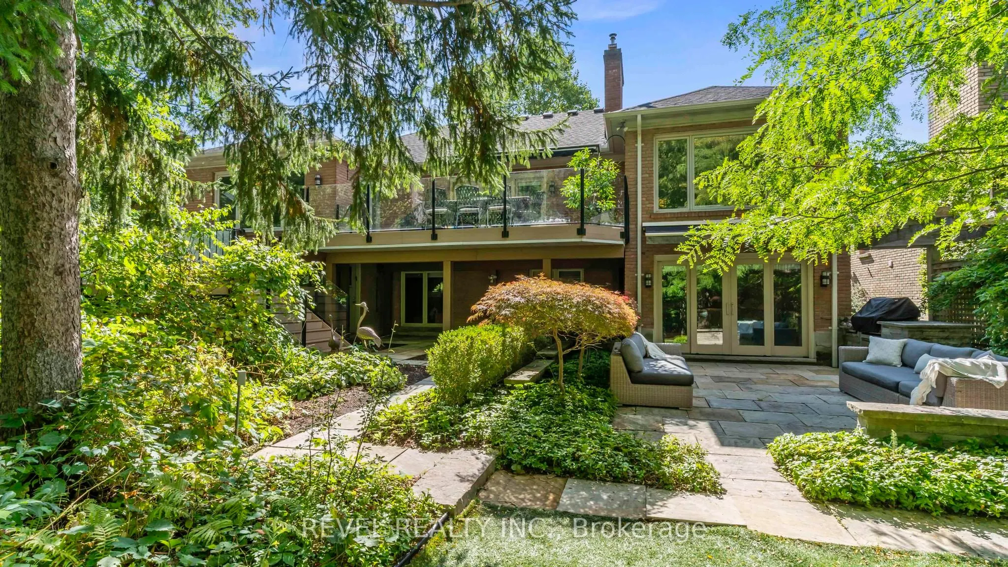 76 Tallwood Circle