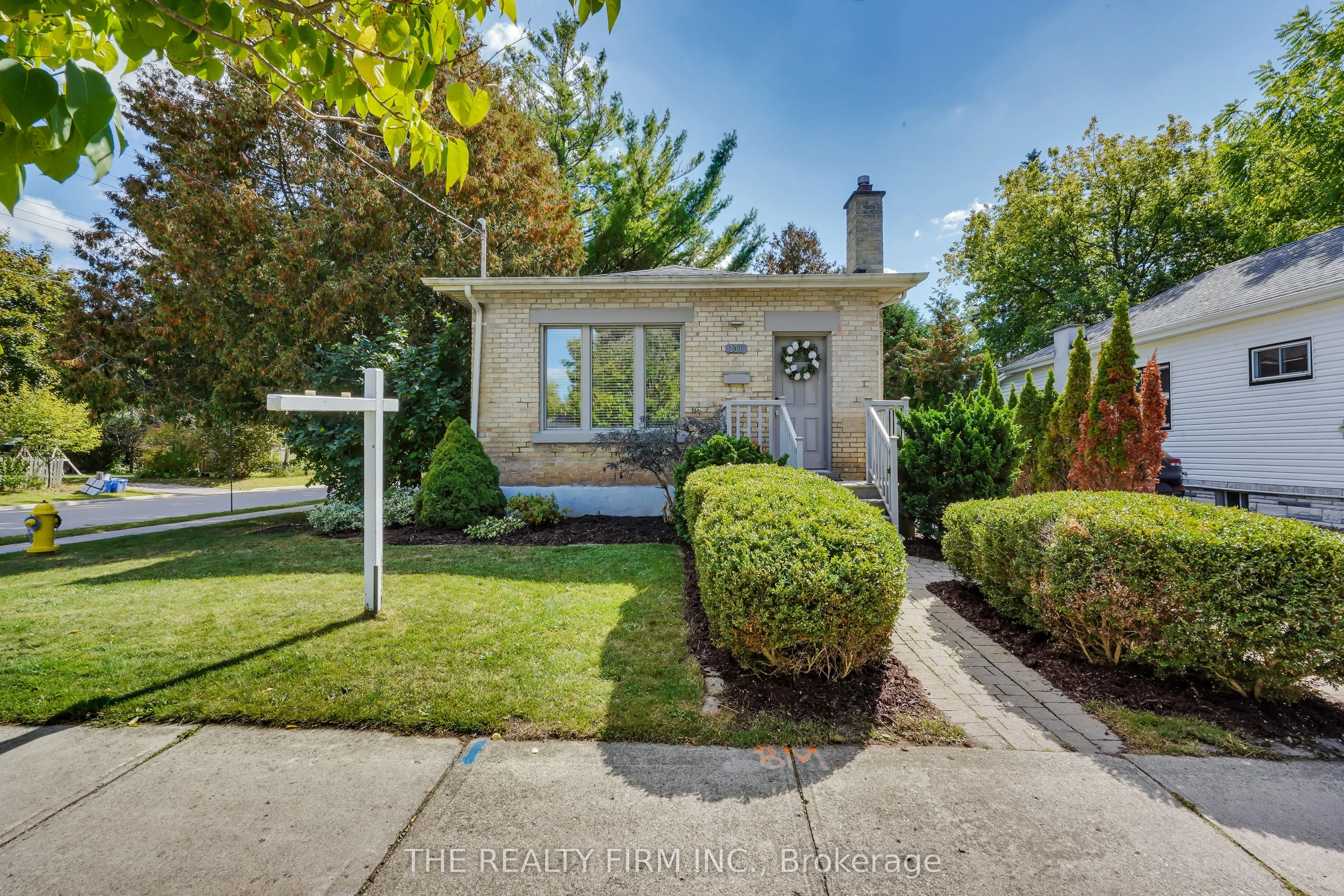 230 EDINBURGH Street