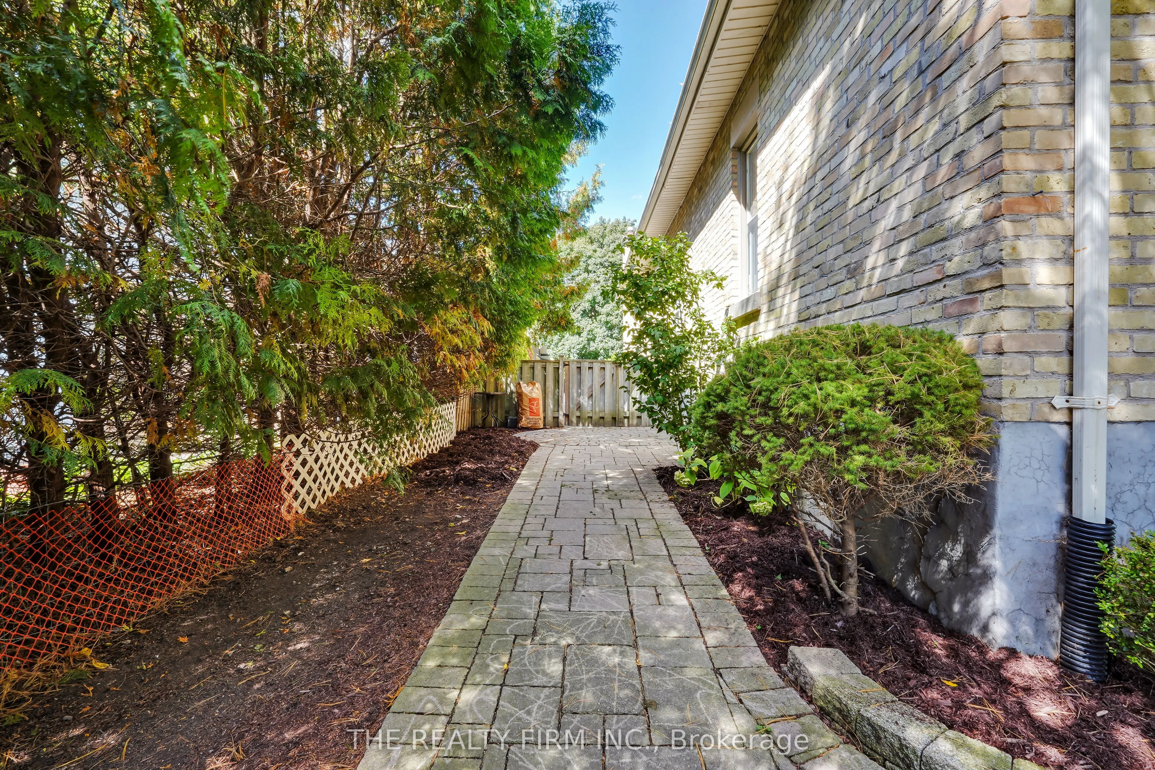 230 EDINBURGH Street