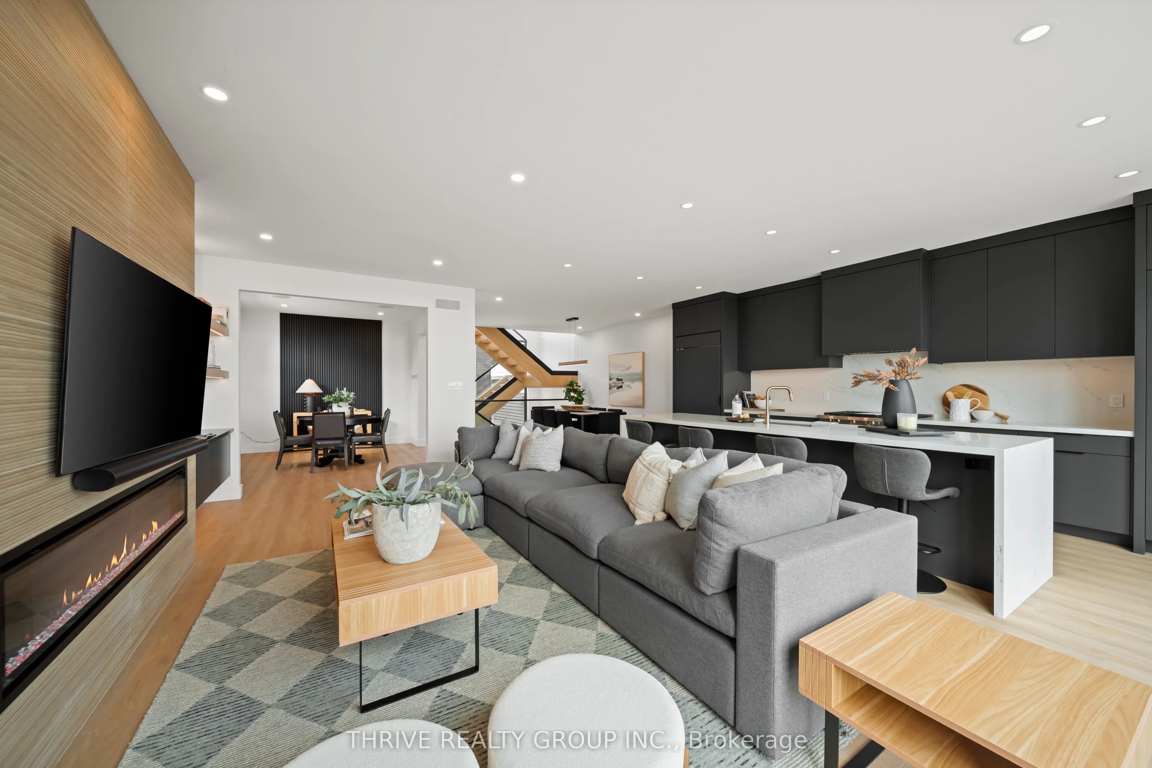 416 Edith Cavell Boulevard