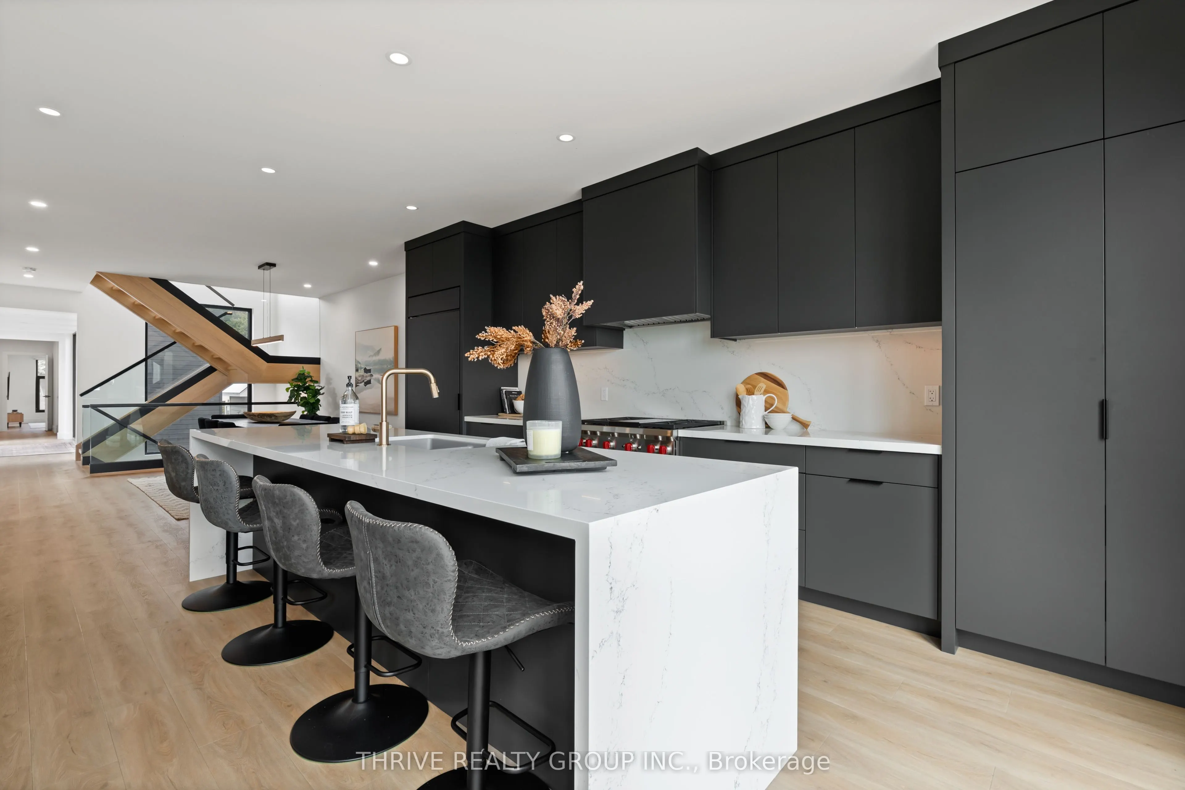 416 Edith Cavell Boulevard