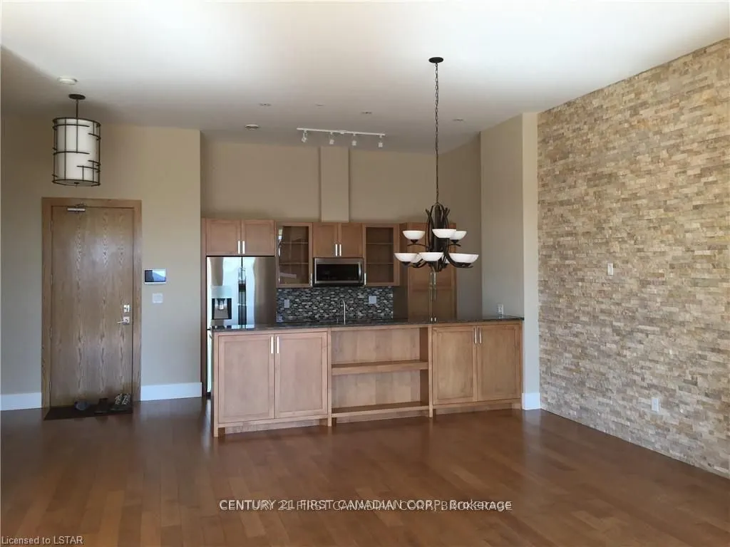 1705 Fiddlehead Place, #411