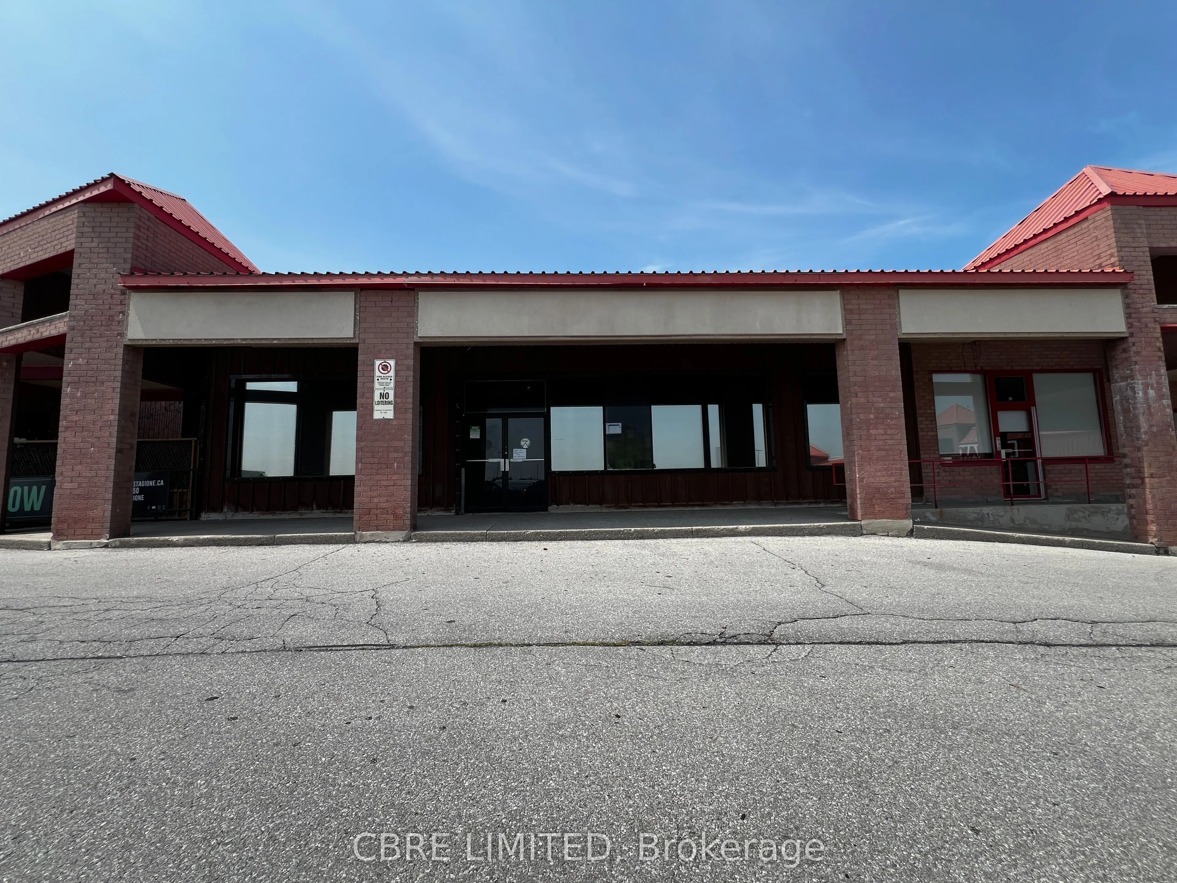 1070 Stone Church Road E, #36
