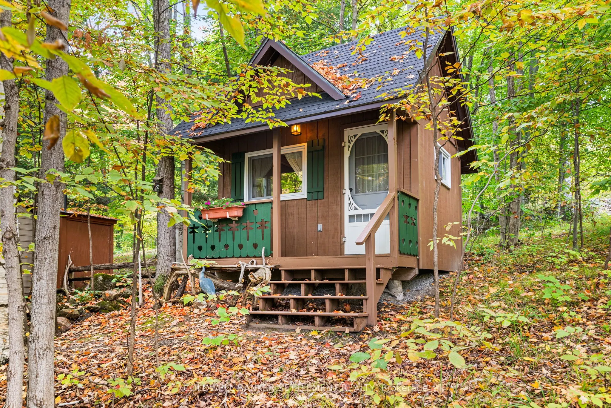 120 Upper Lake Lane