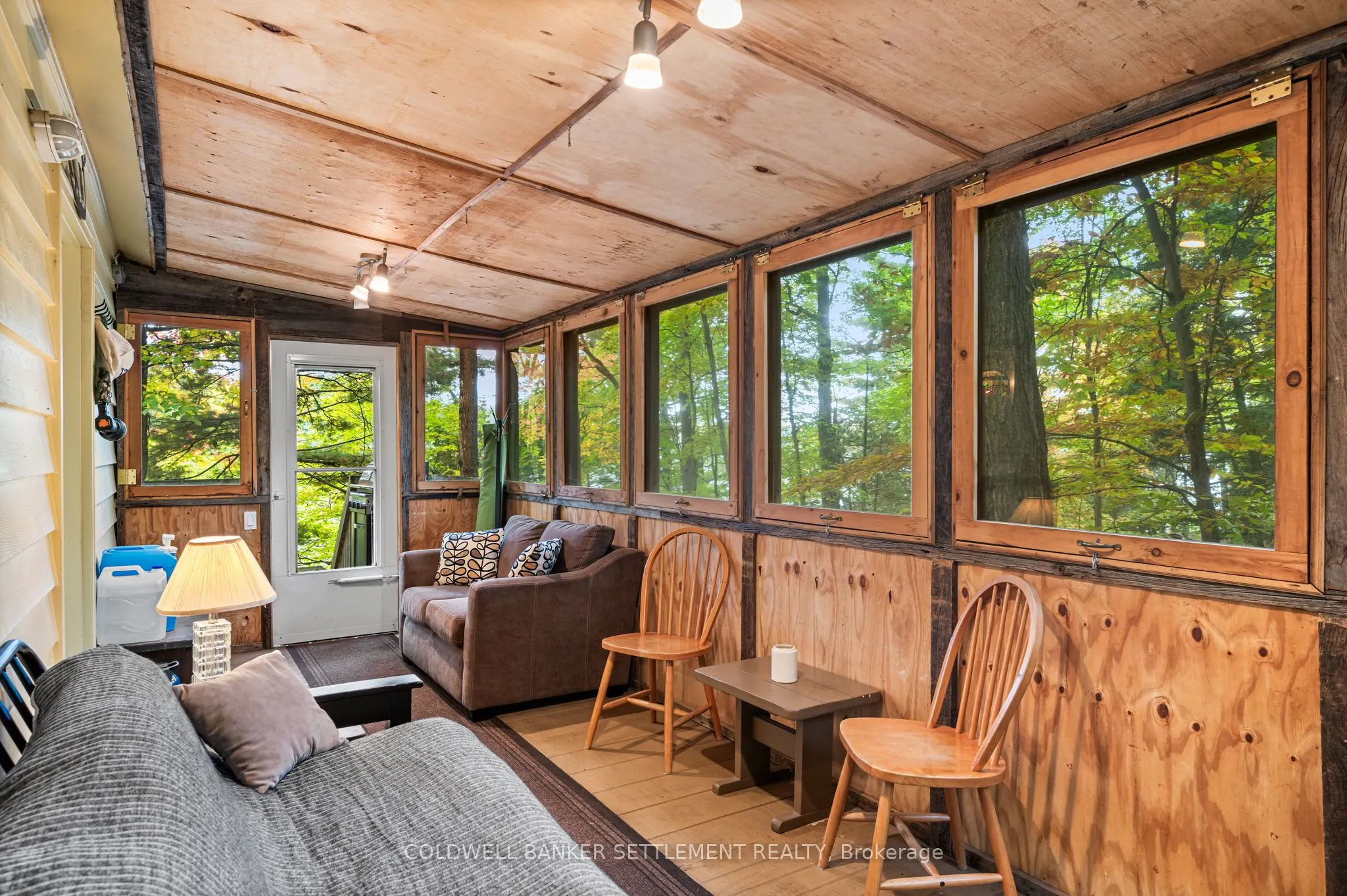 120 Upper Lake Lane