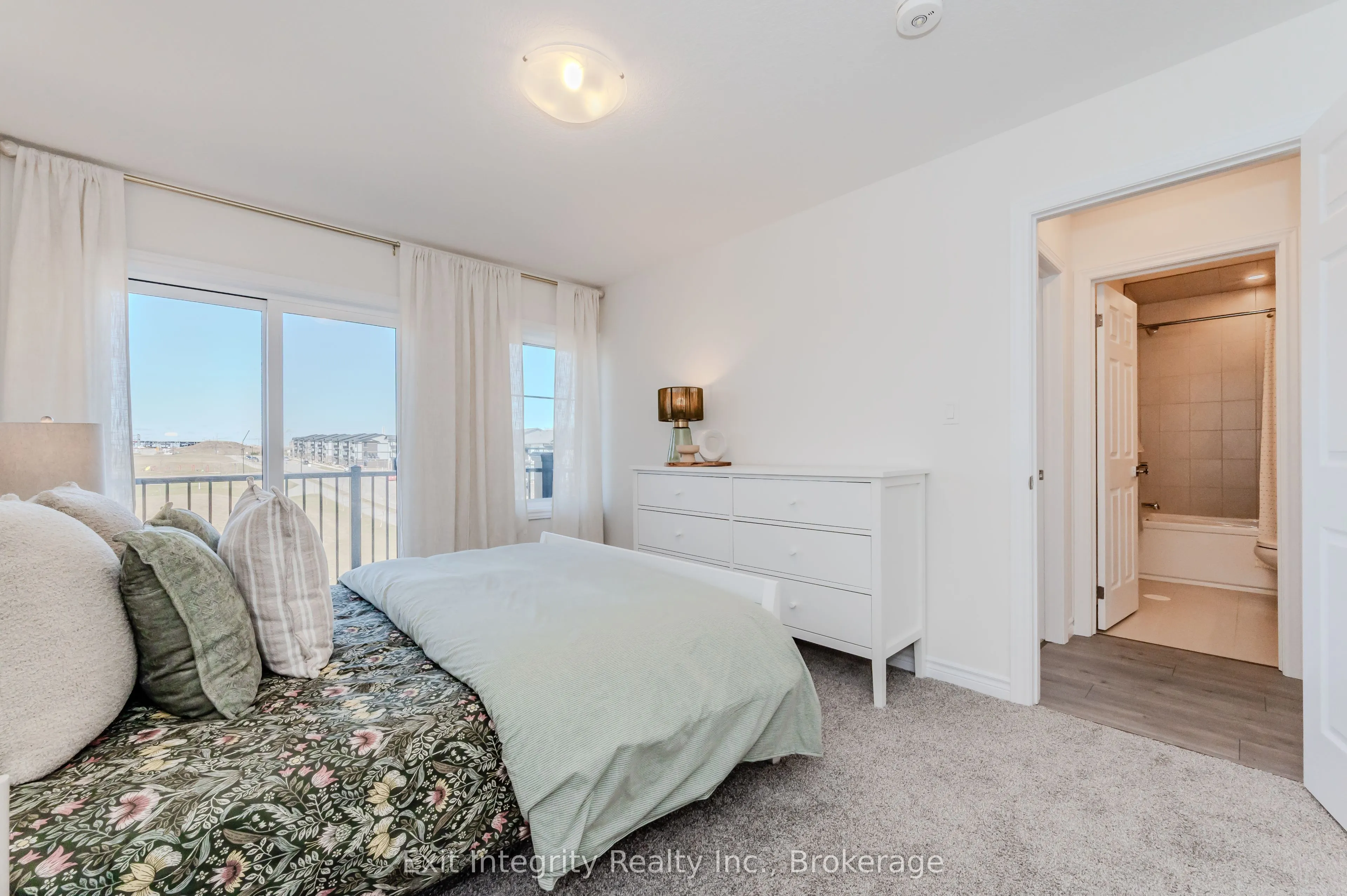 6 Lomond Lane, #3