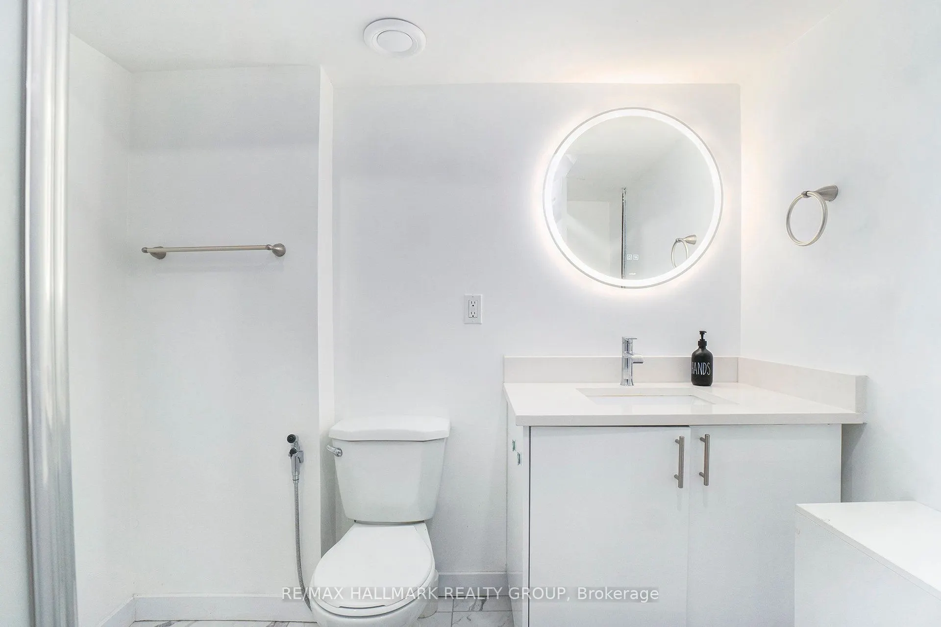 3017 Victoria Heights Crescent, #32