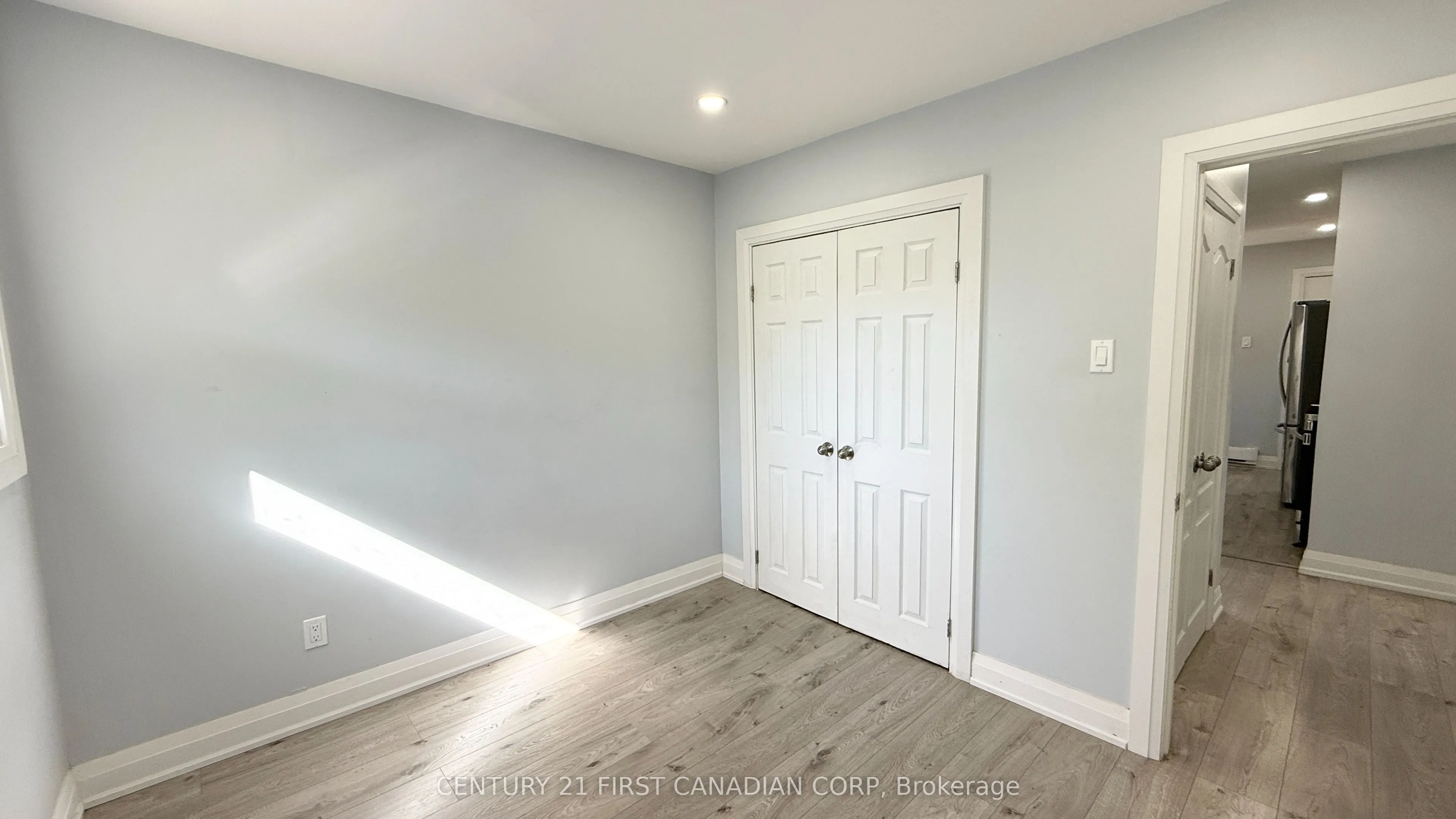 17 Carfrae Crescent, #Upper Apartment