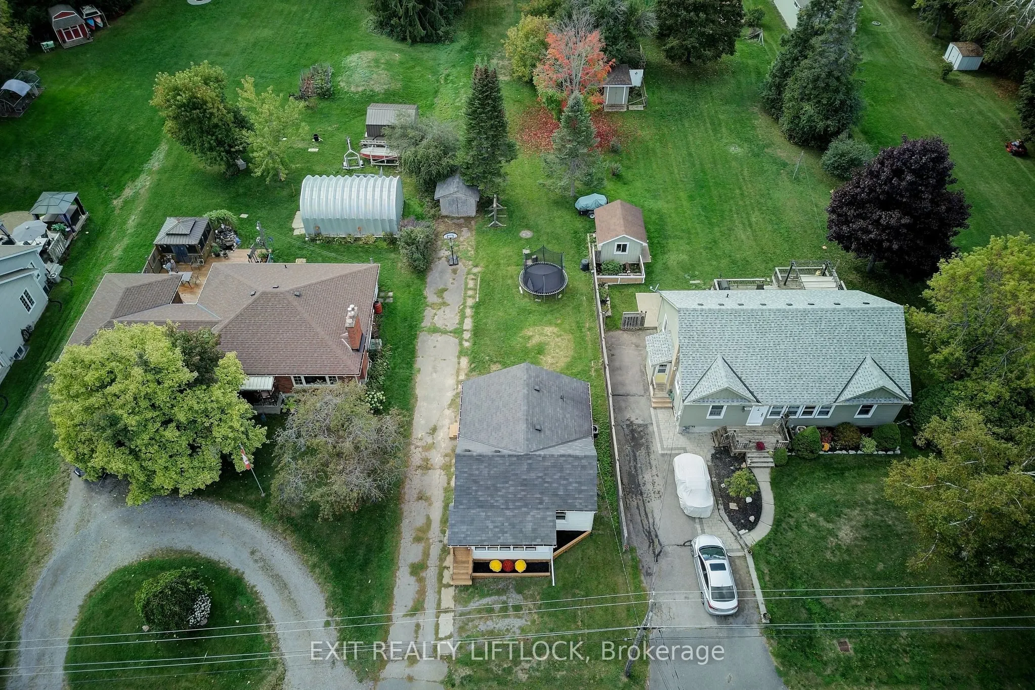2004 Bensfort Road