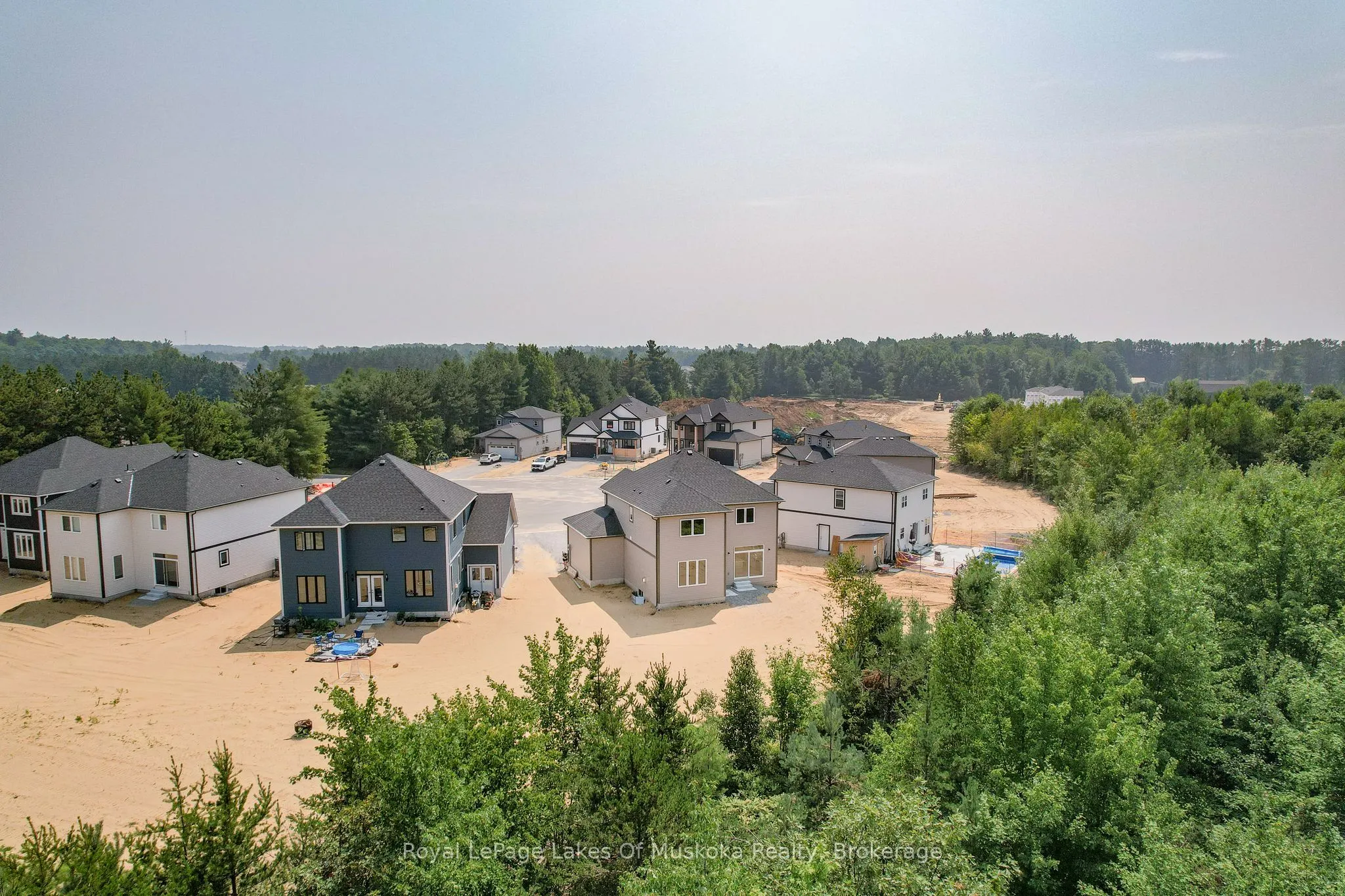 37 Whitehorn Park