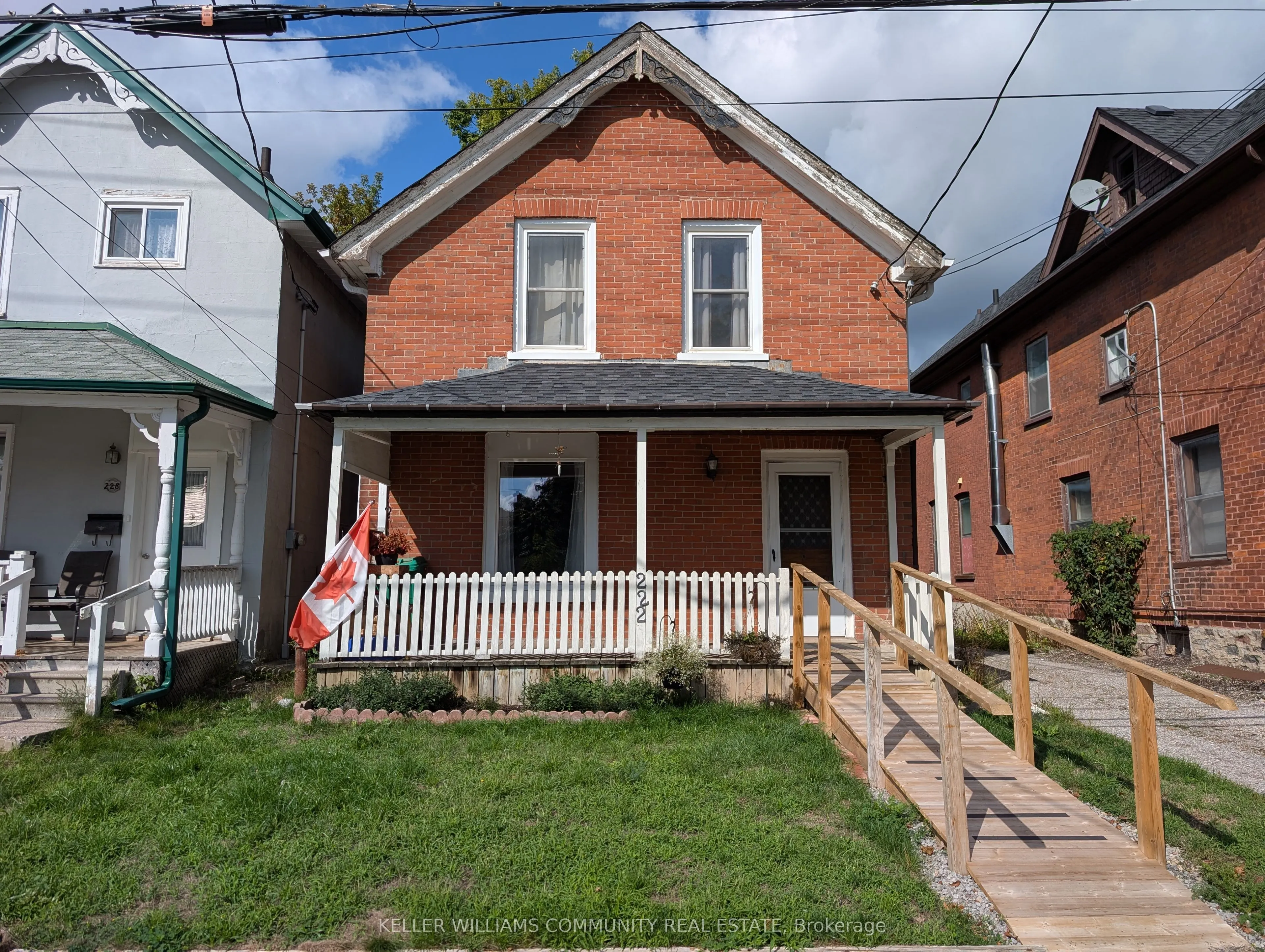 222 London Street