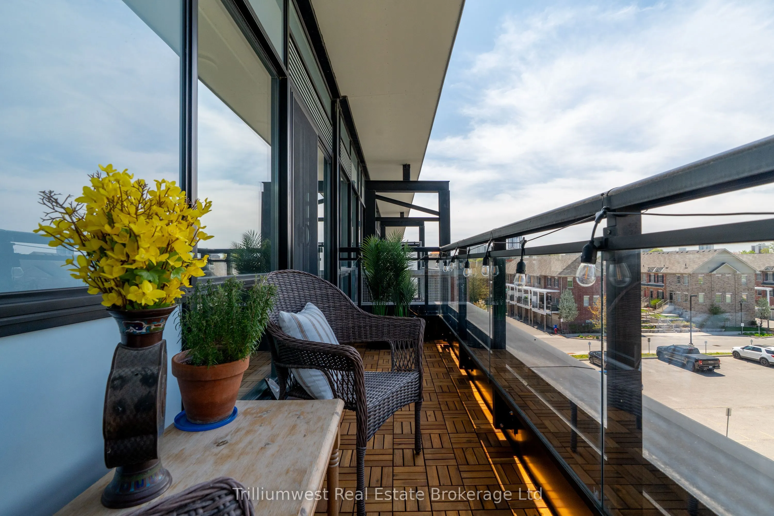 155 St Leger Street, #412