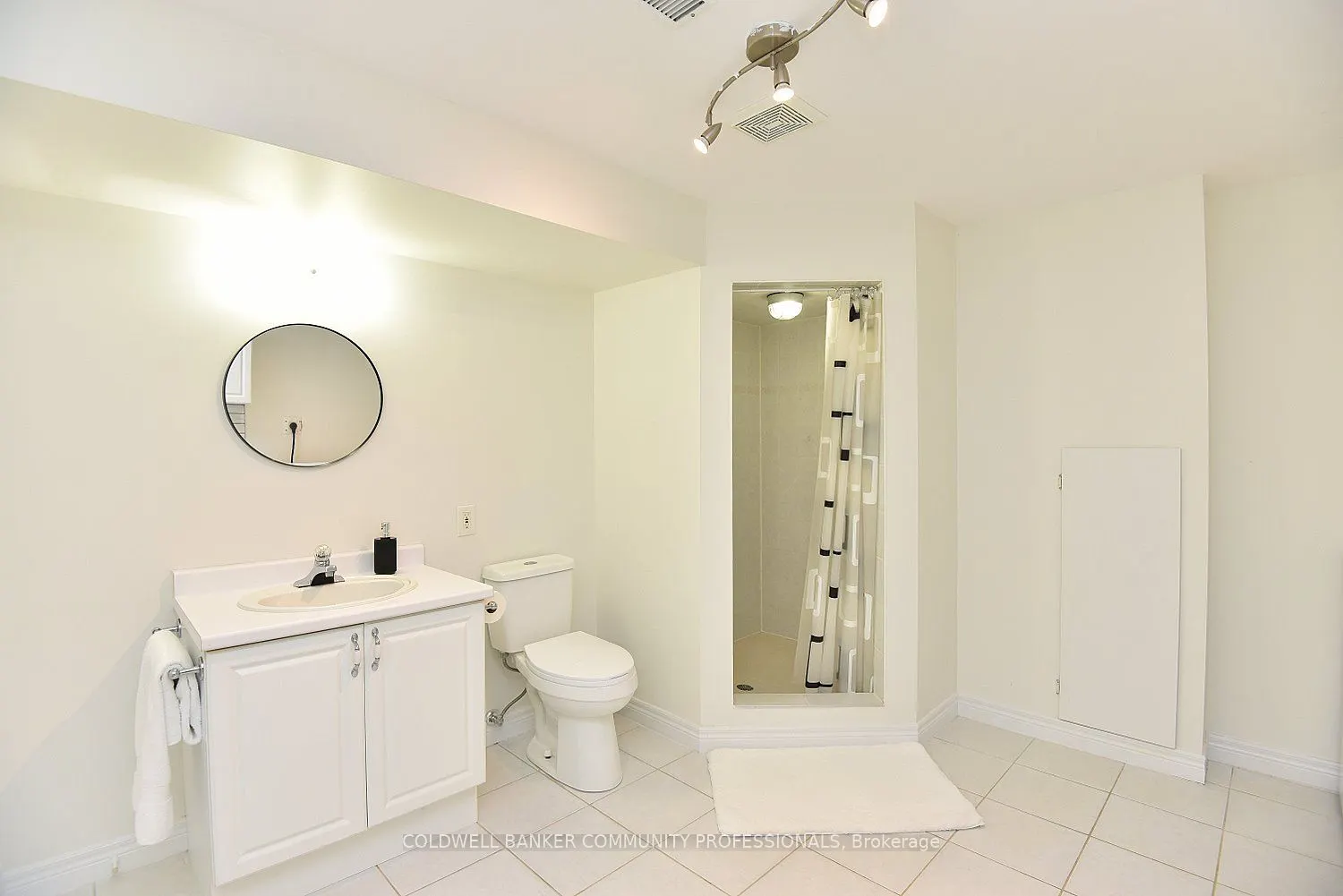 243 Fennell Avenue E, #13