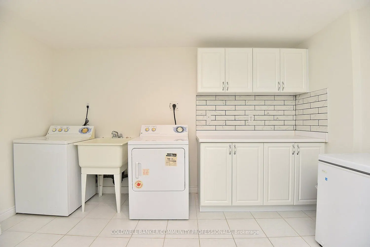 243 Fennell Avenue E, #13