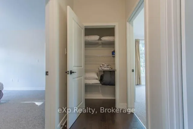 1052 Greensview Drive, #40