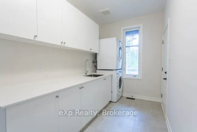 1052 Greensview Drive, #40