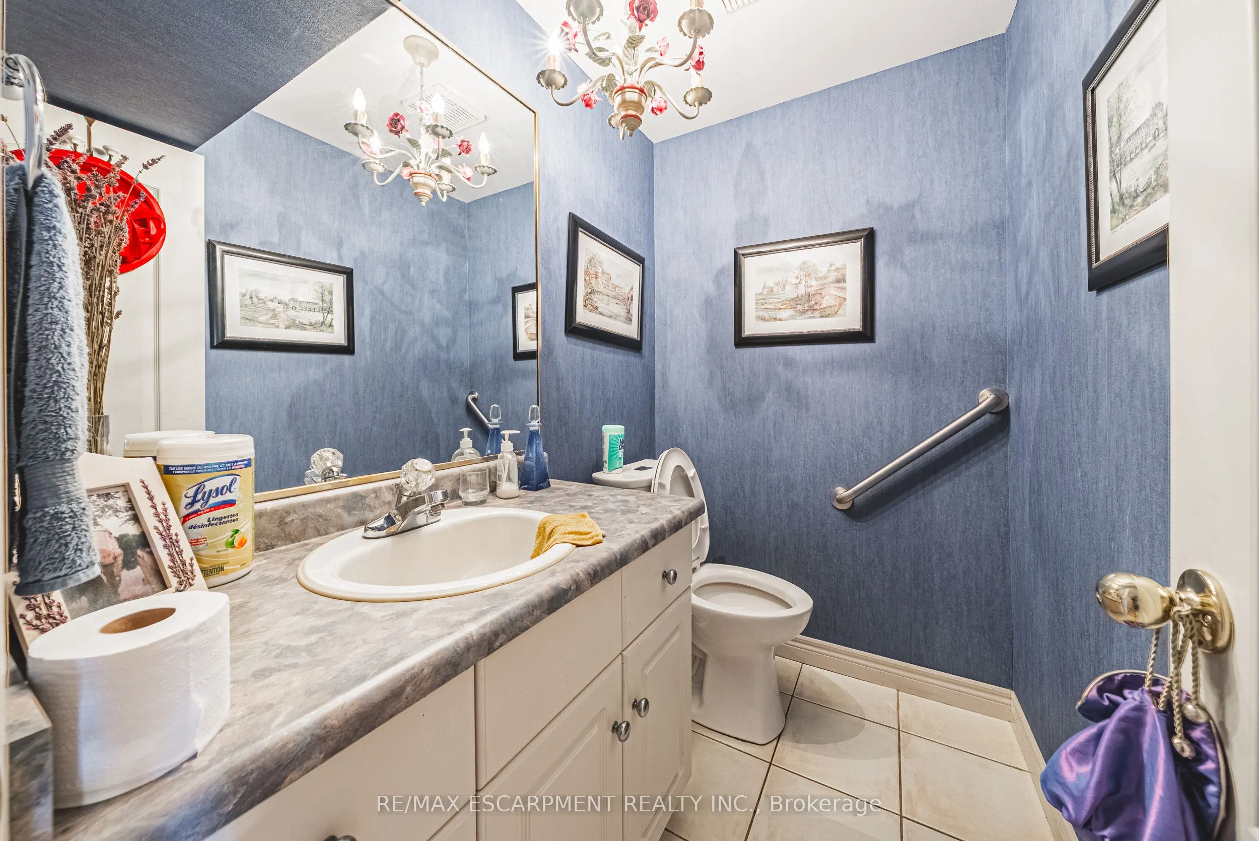 85 EDGEWATER Drive, #6