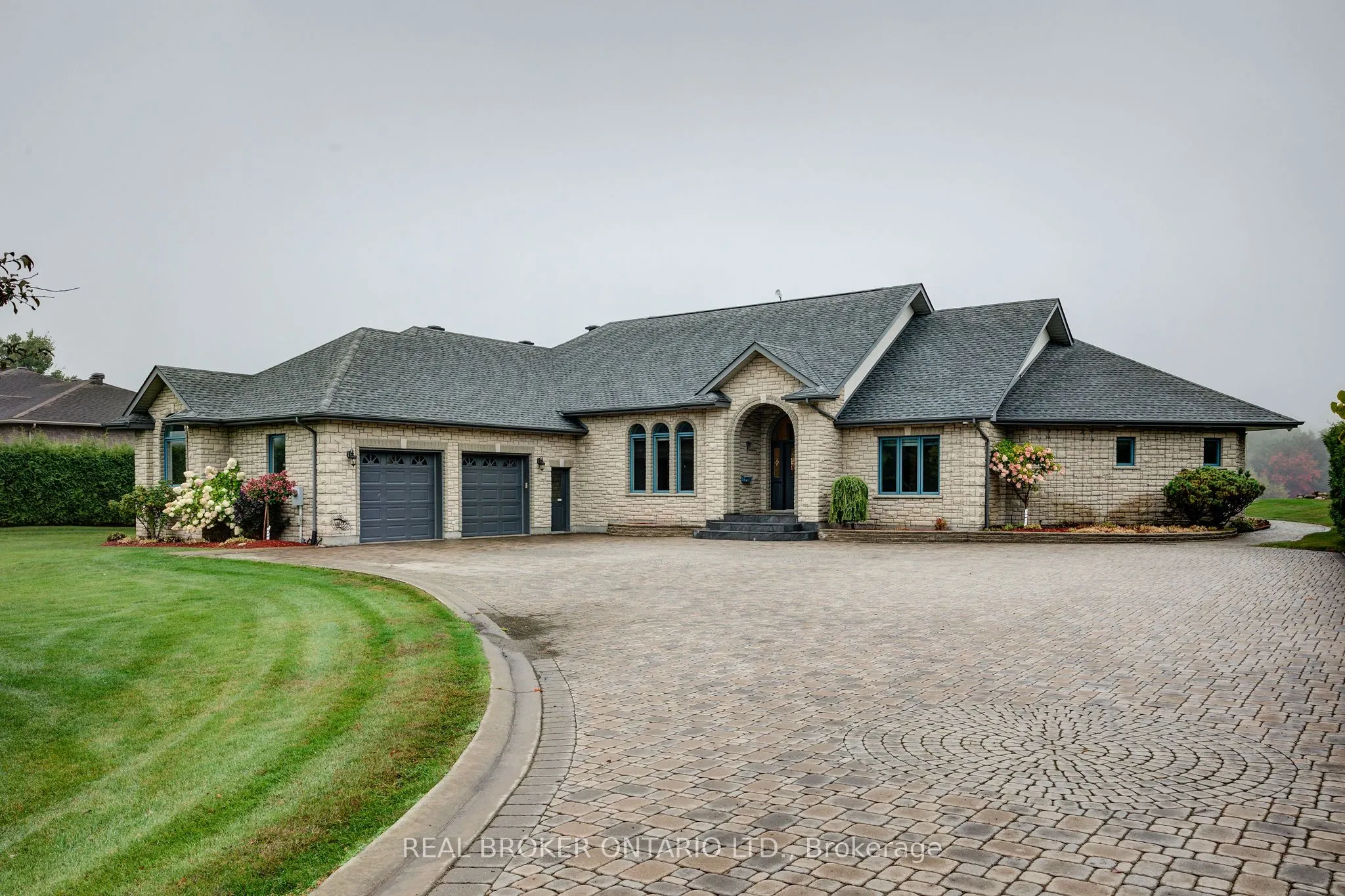 2865 Treeview Road