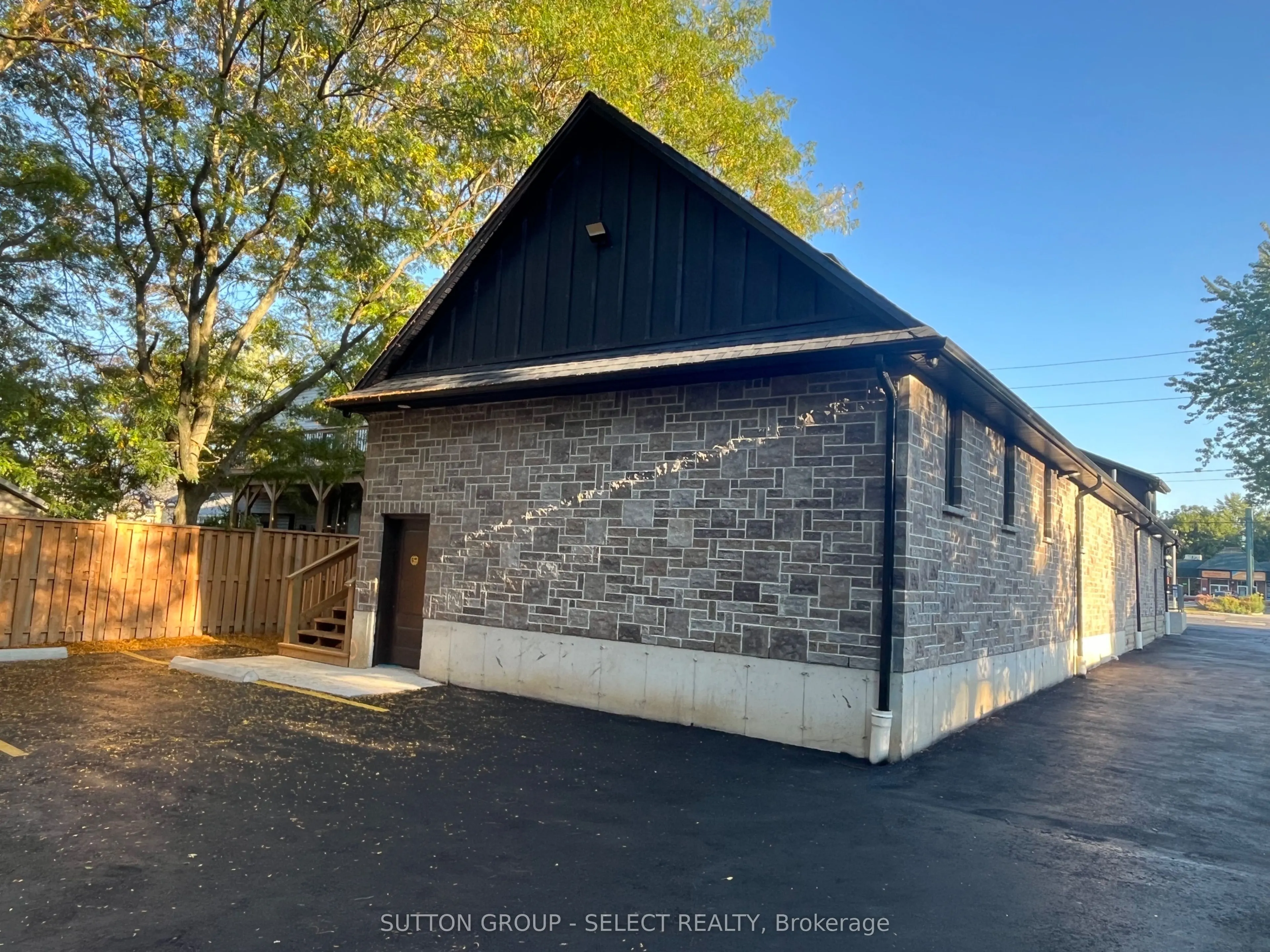 2389 Main Street