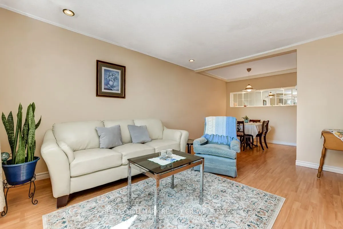 403 Montfort Street, #7
