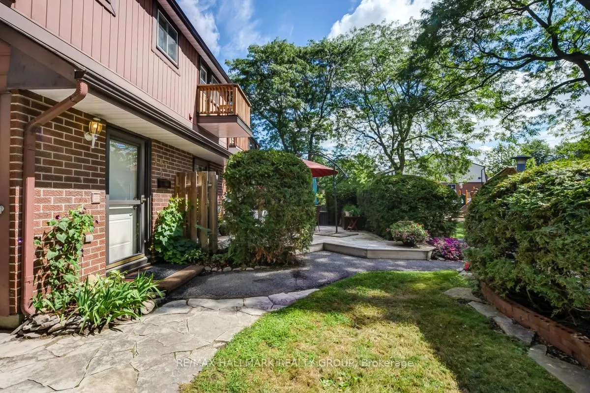 403 Montfort Street, #7