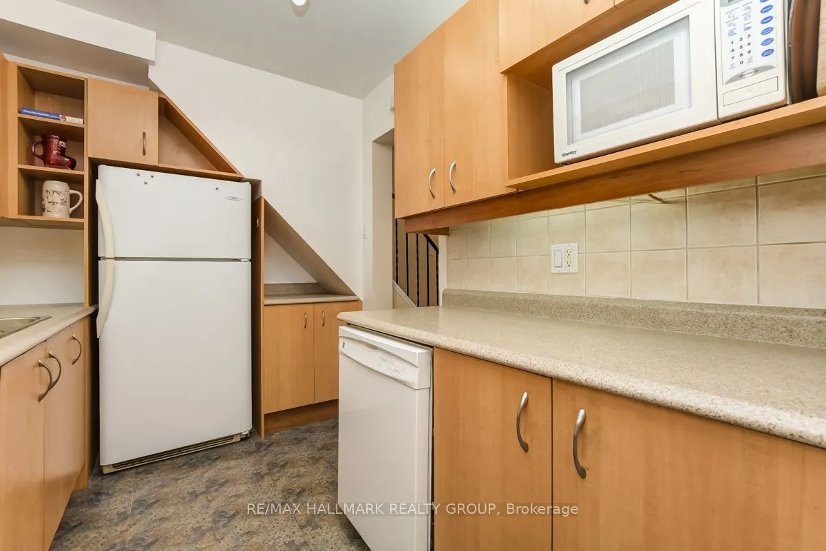 403 Montfort Street, #7