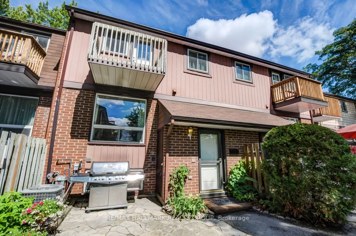 403 Montfort Street, #7