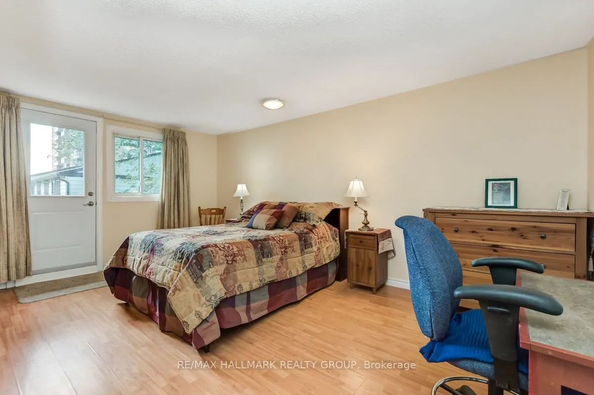 403 Montfort Street, #7