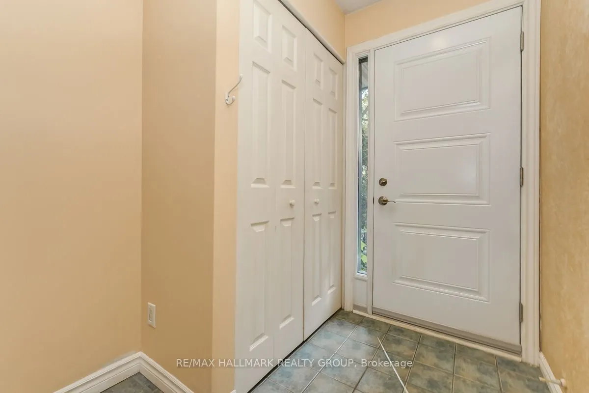403 Montfort Street, #7