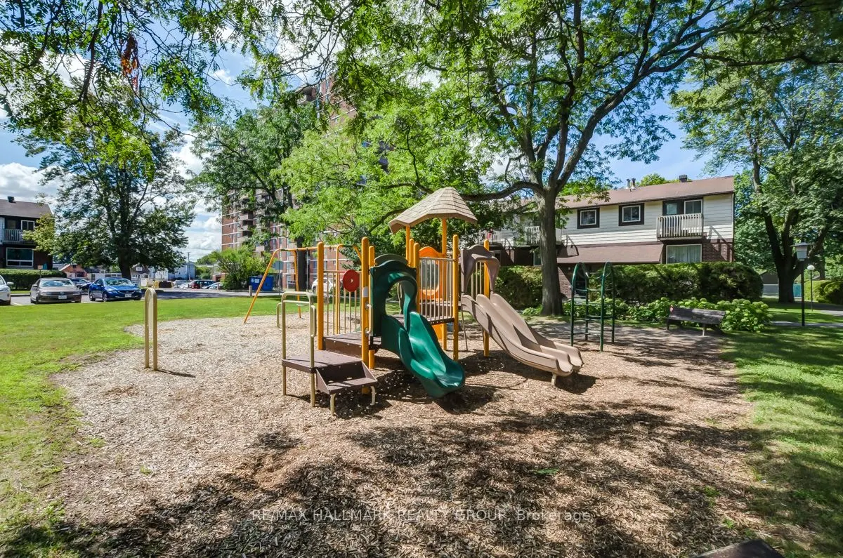 403 Montfort Street, #7