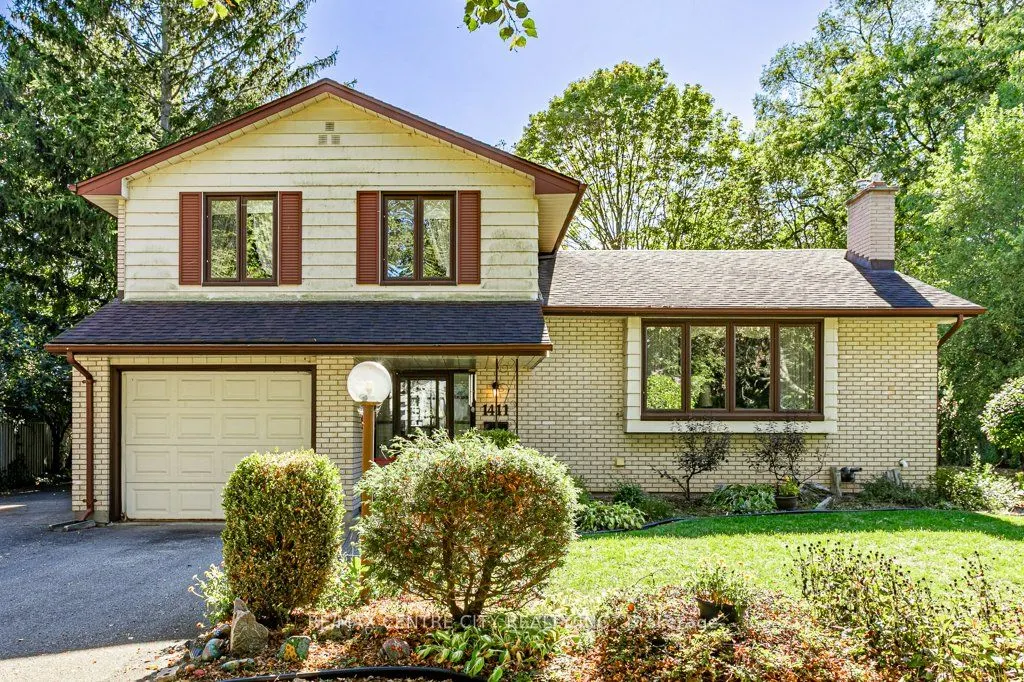 1411 Erindale Crescent
