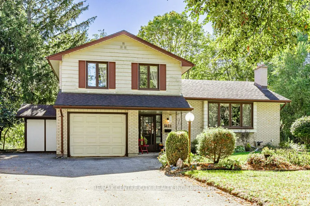 1411 Erindale Crescent