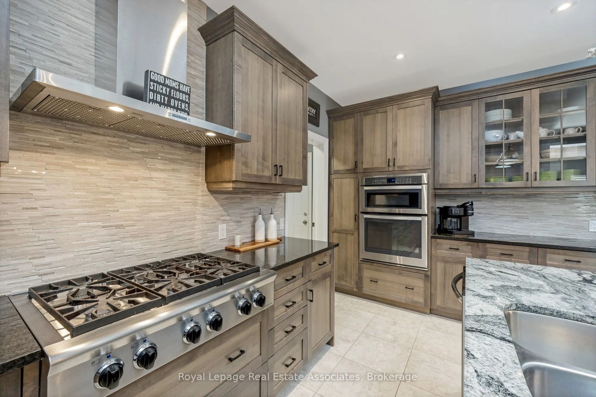 25 Chestnut Drive