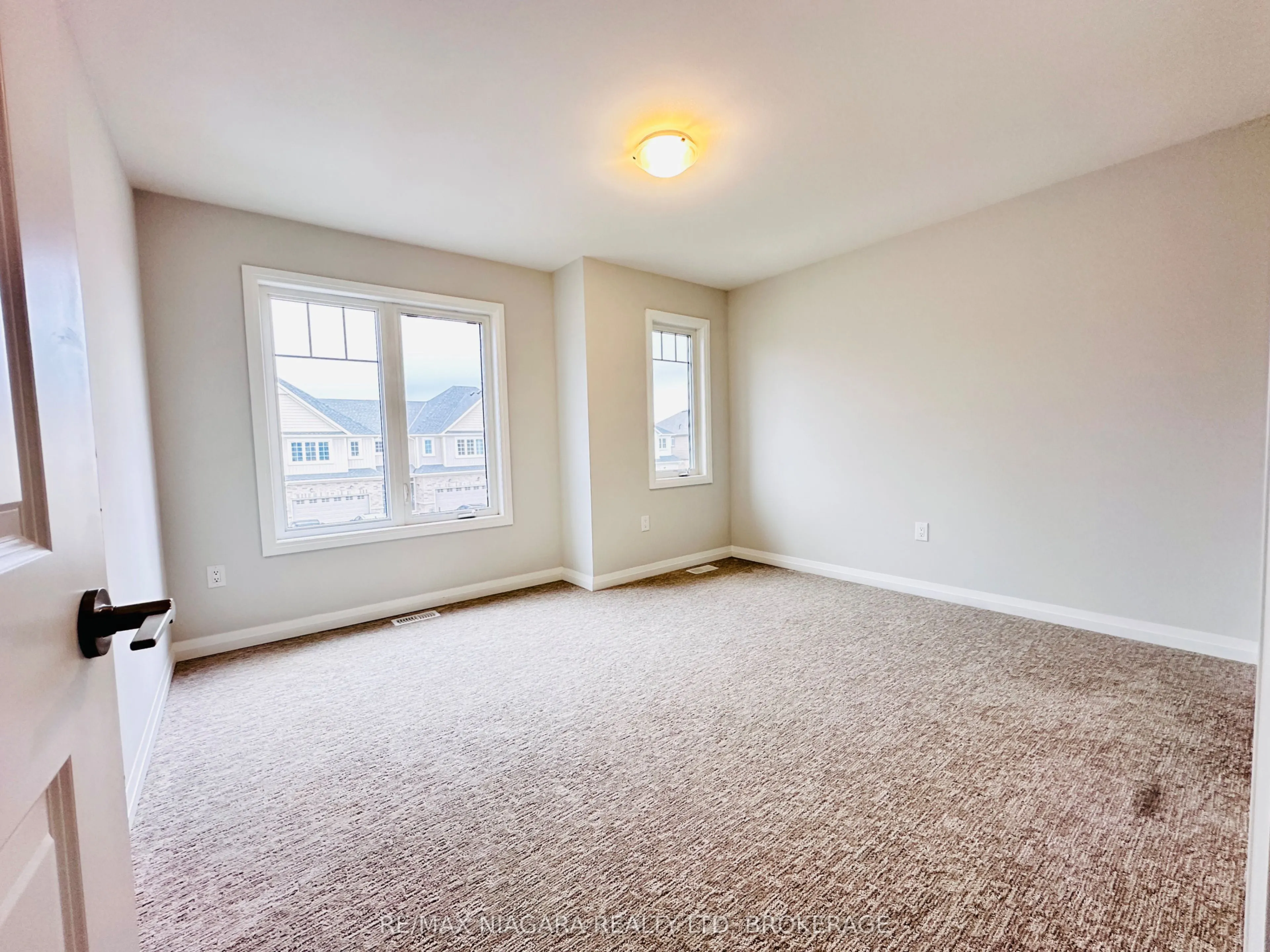 72 Bur Oak Drive