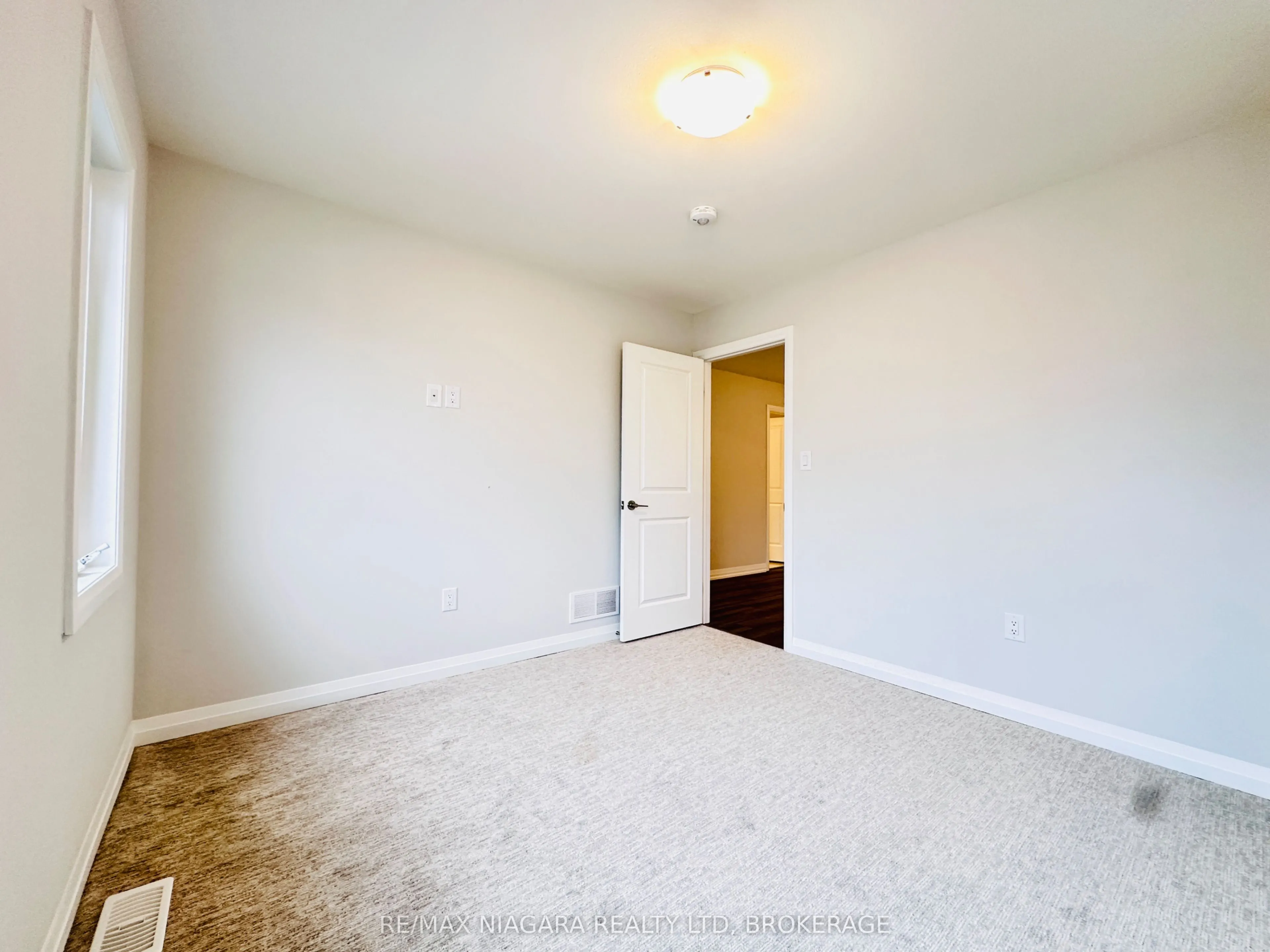 72 Bur Oak Drive