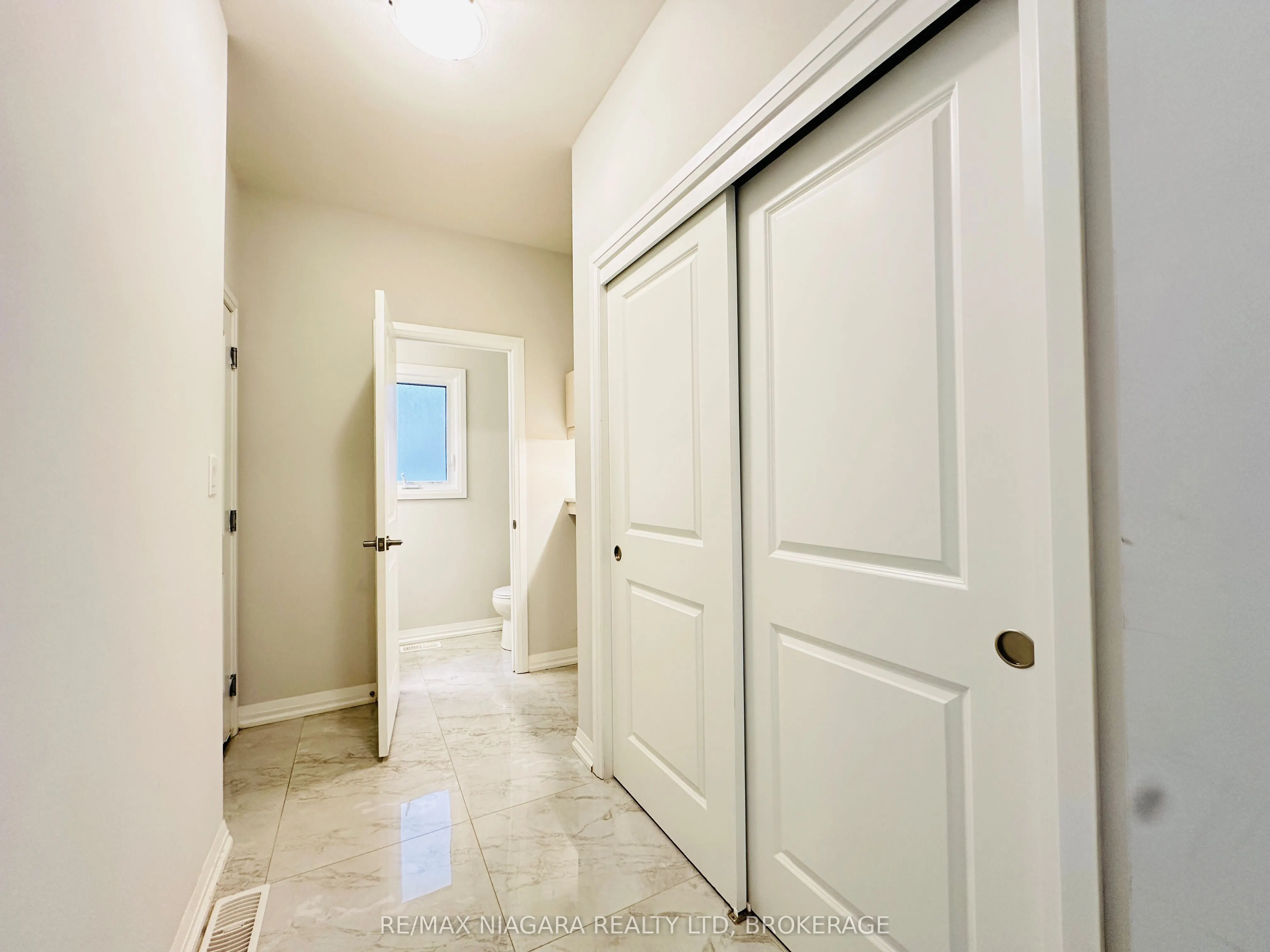 72 Bur Oak Drive