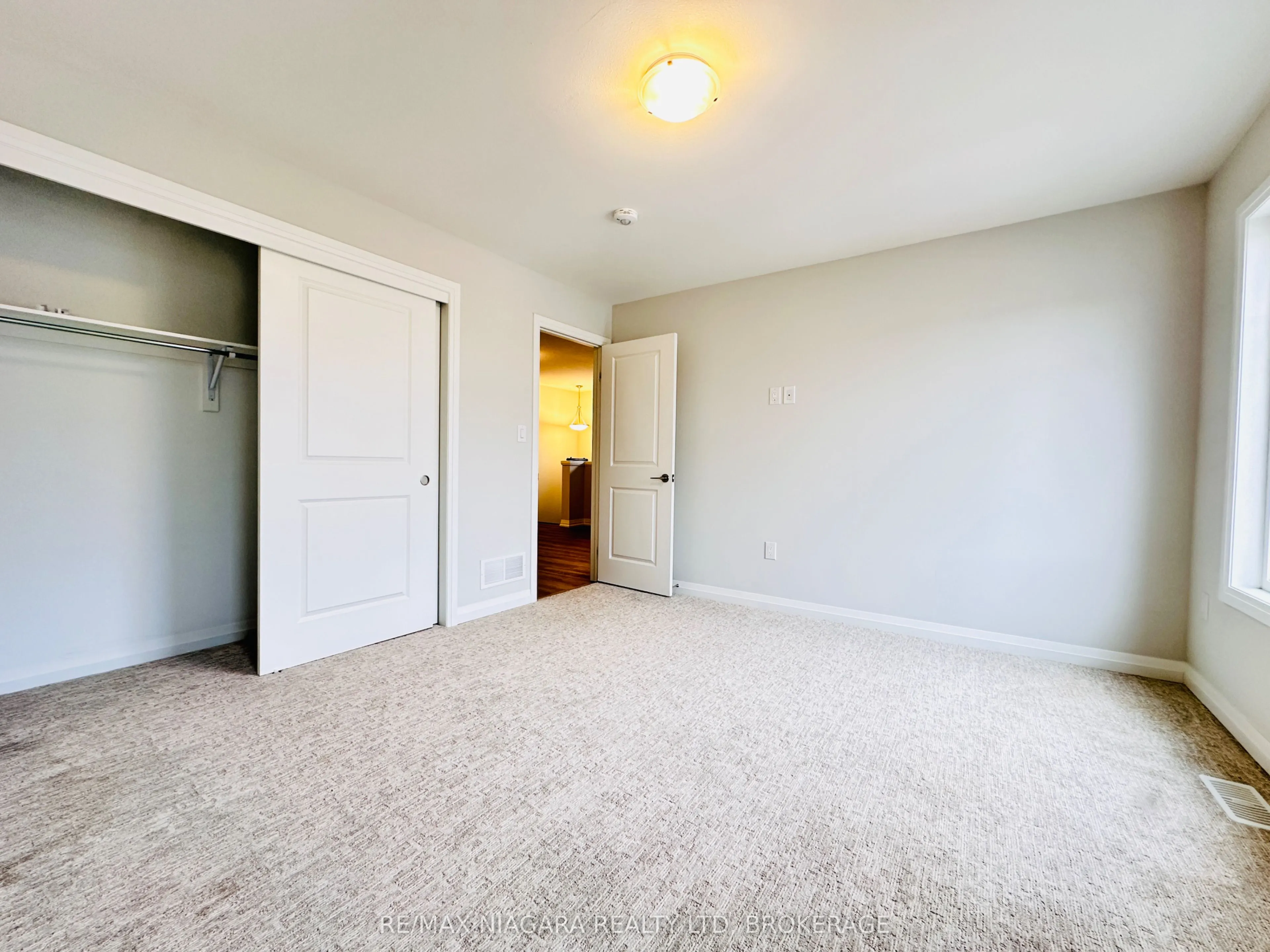 72 Bur Oak Drive