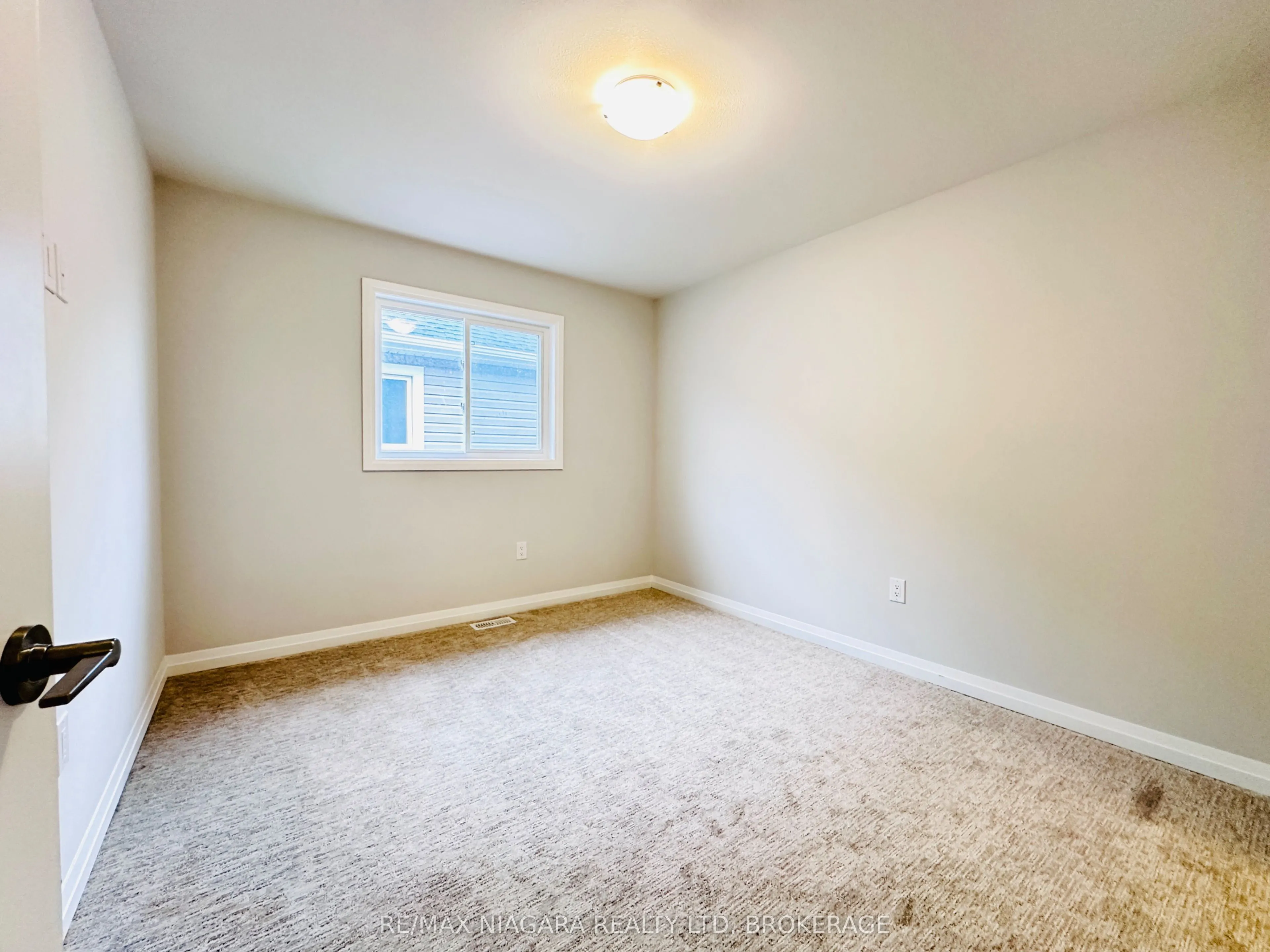 72 Bur Oak Drive