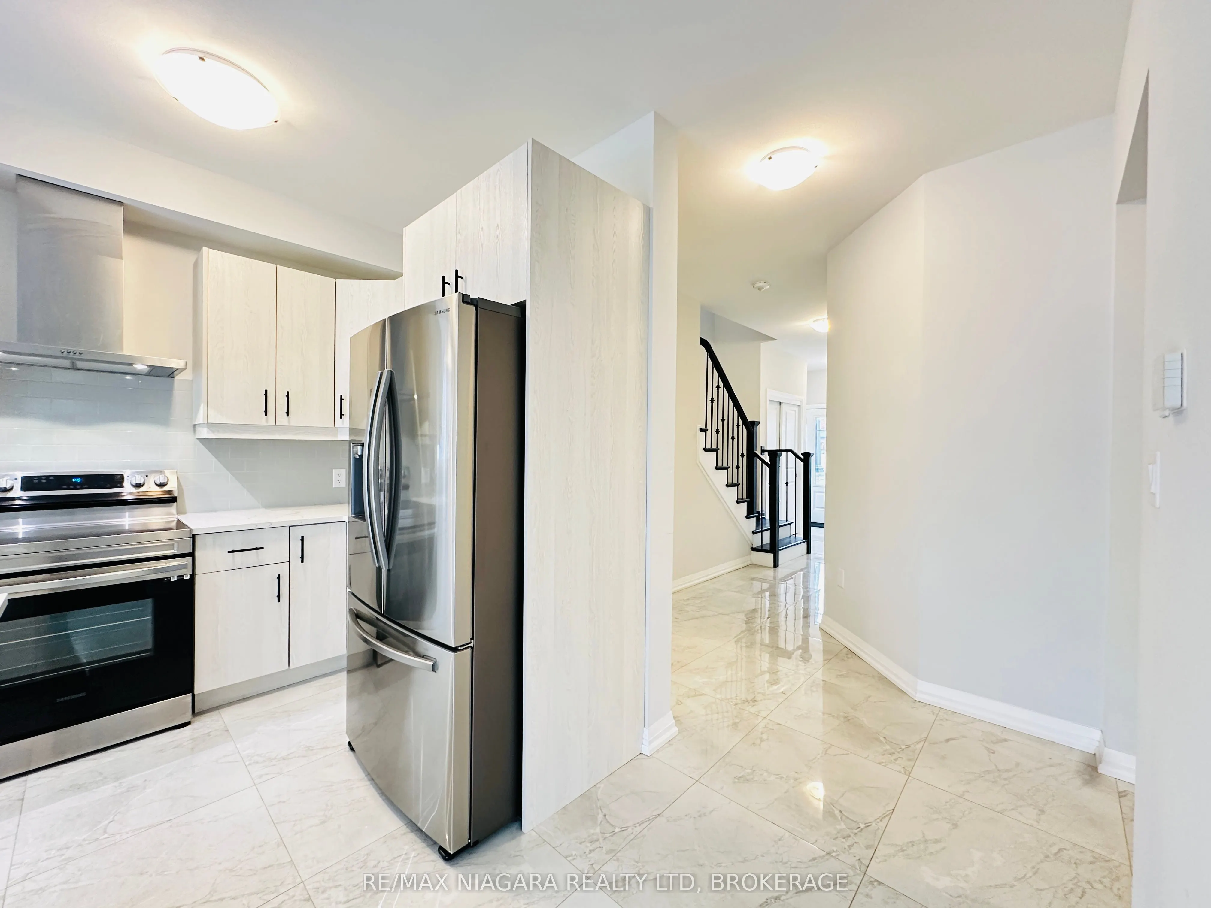 72 Bur Oak Drive