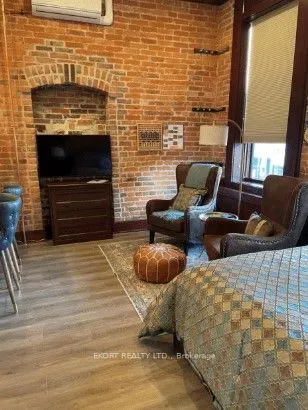 249-253 Front Street