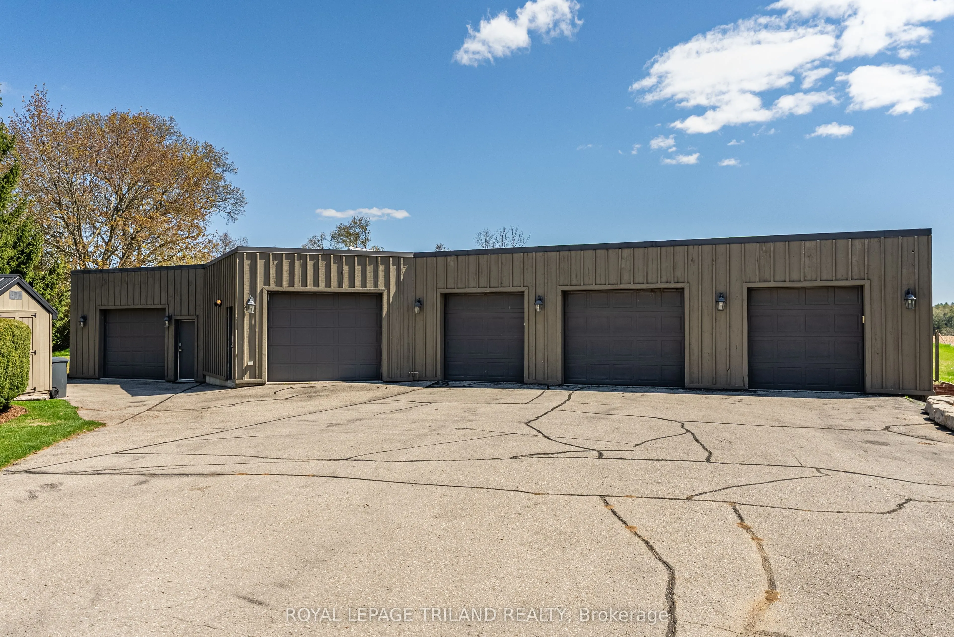 6058 STONE CHURCH Road