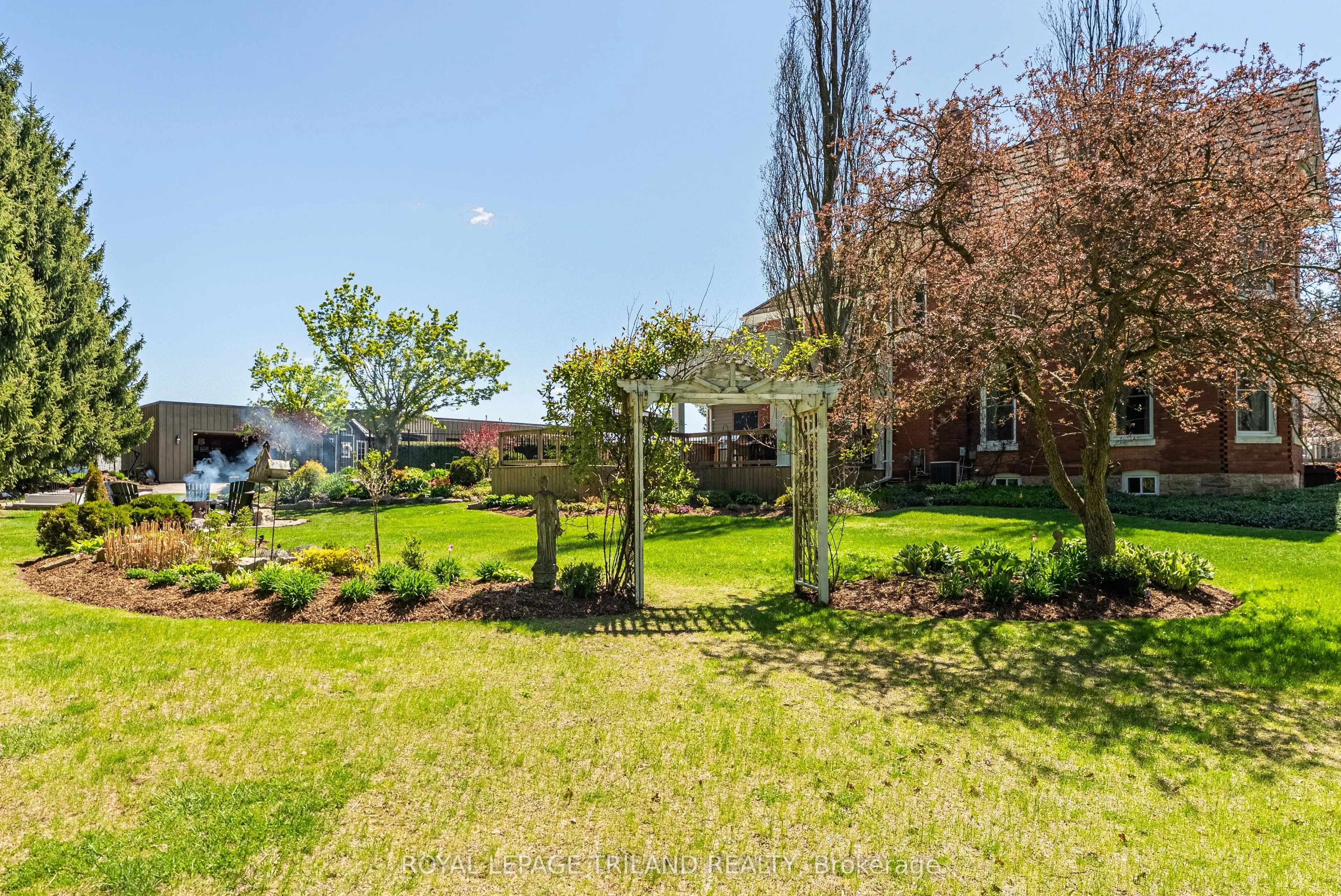6058 STONE CHURCH Road