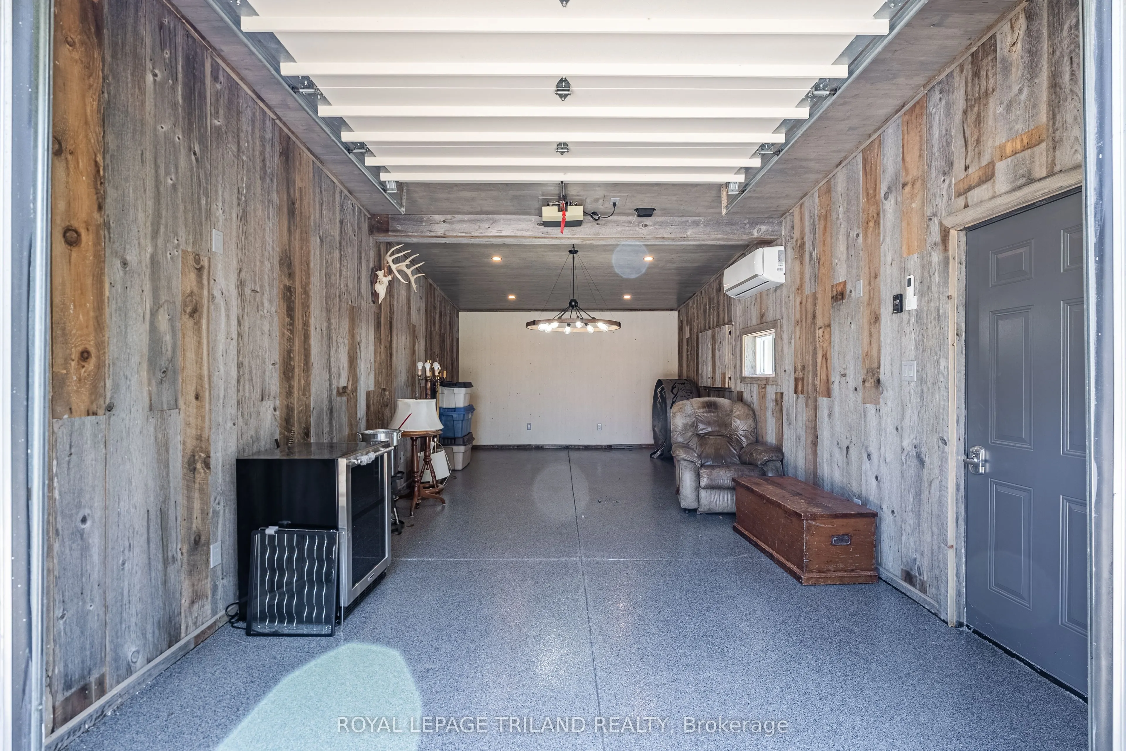 6058 STONE CHURCH Road
