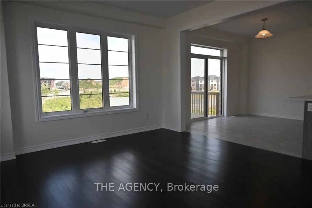 1 Bee Crescent