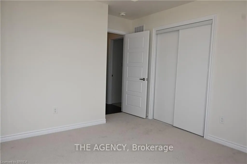 1 Bee Crescent