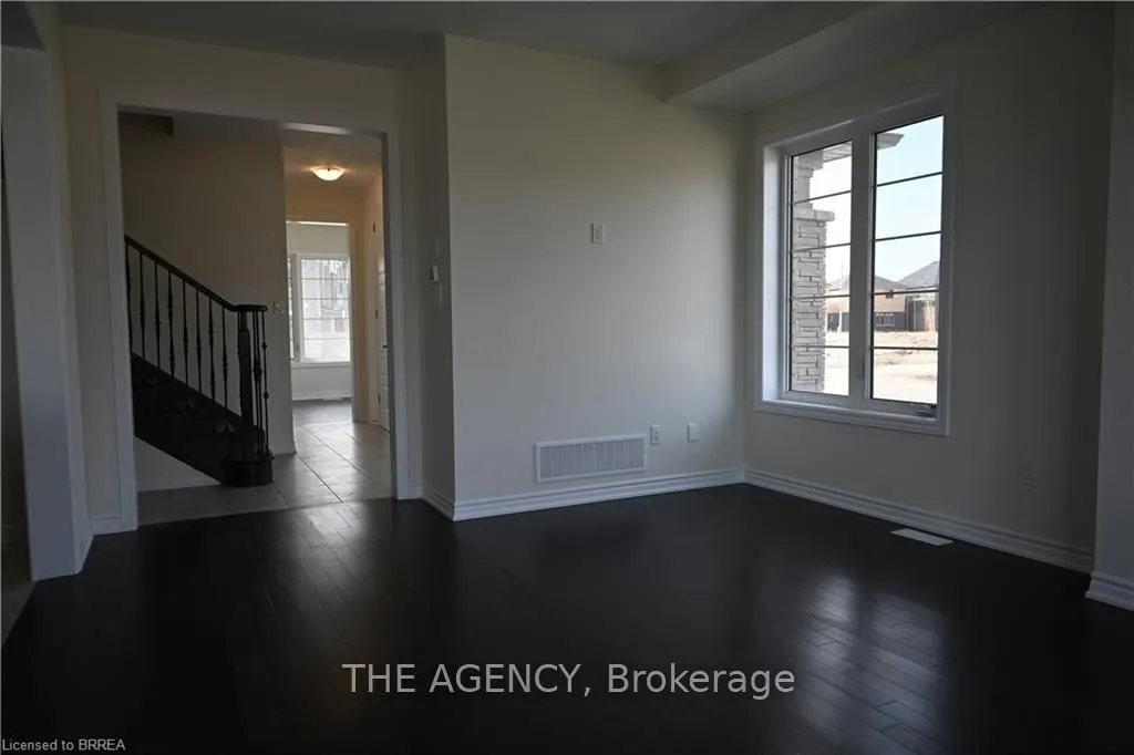 1 Bee Crescent
