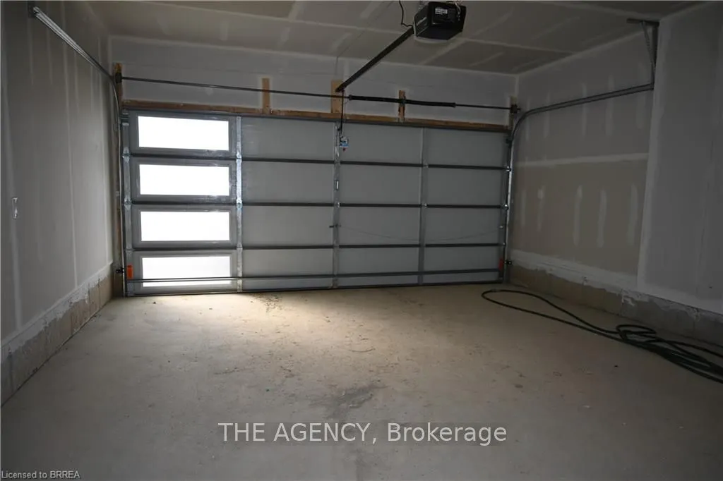 1 Bee Crescent