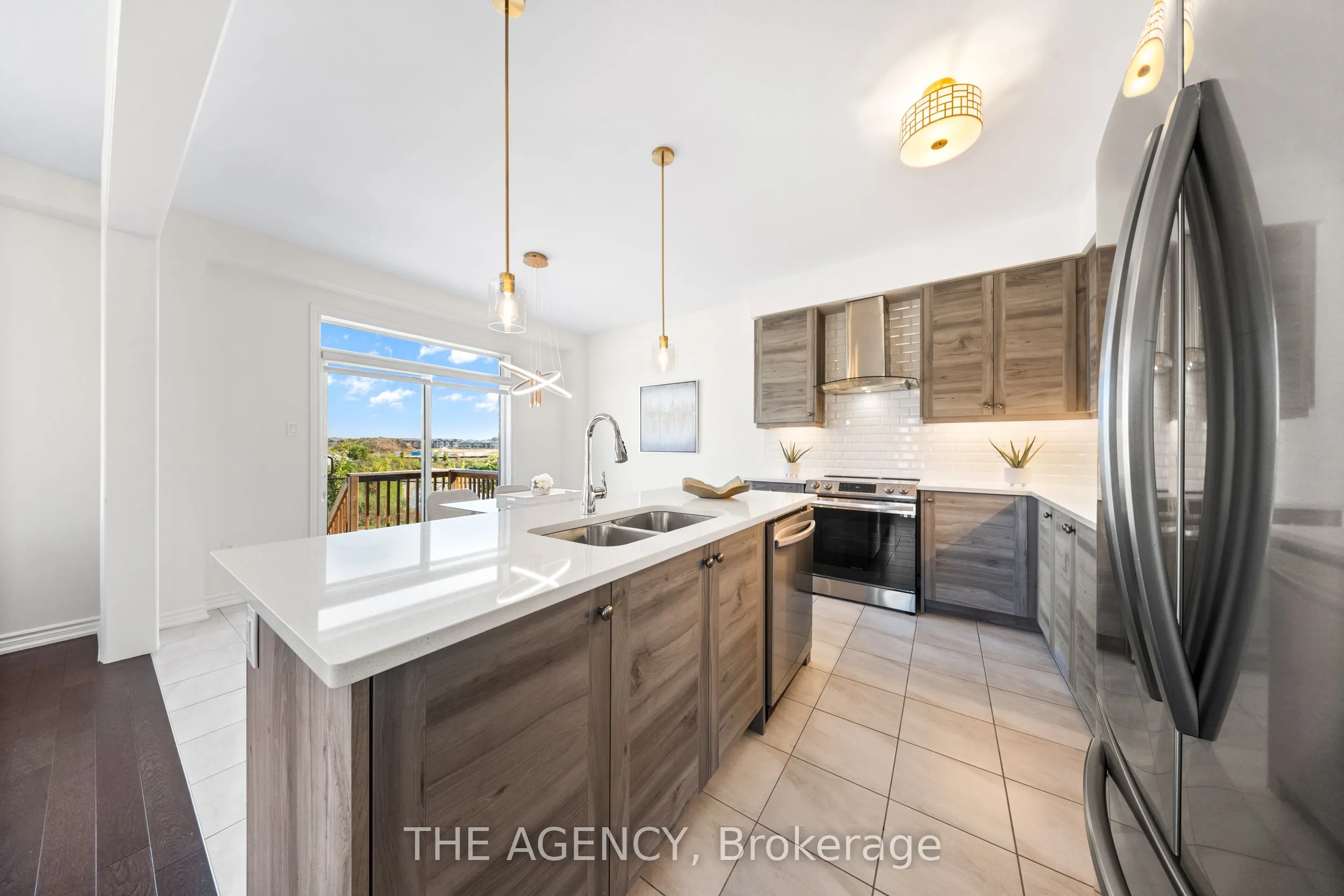1 Bee Crescent