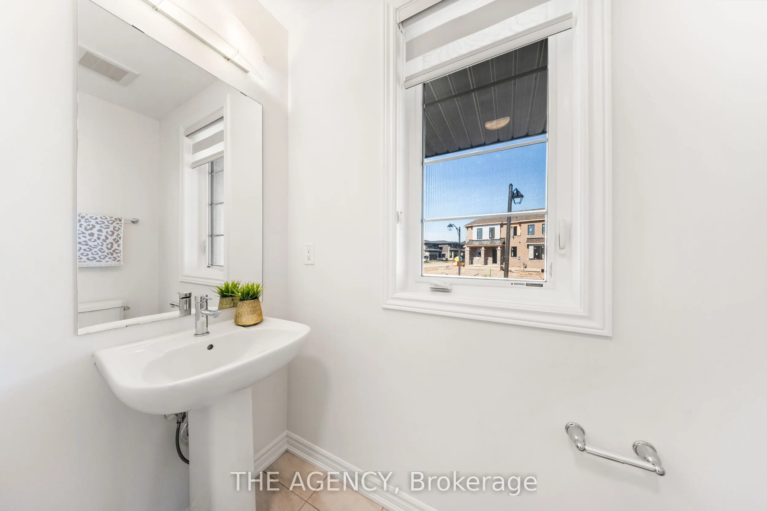 1 Bee Crescent
