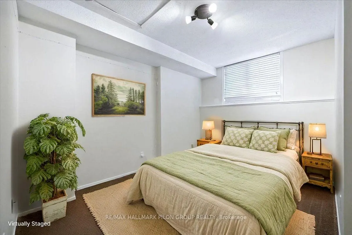 6748 Jeanne D'arc Boulevard, #A